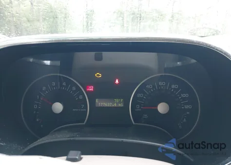 2006 Ford Explorer Xlt from USA, damaged, VIN 1FMEU73E36UB70375